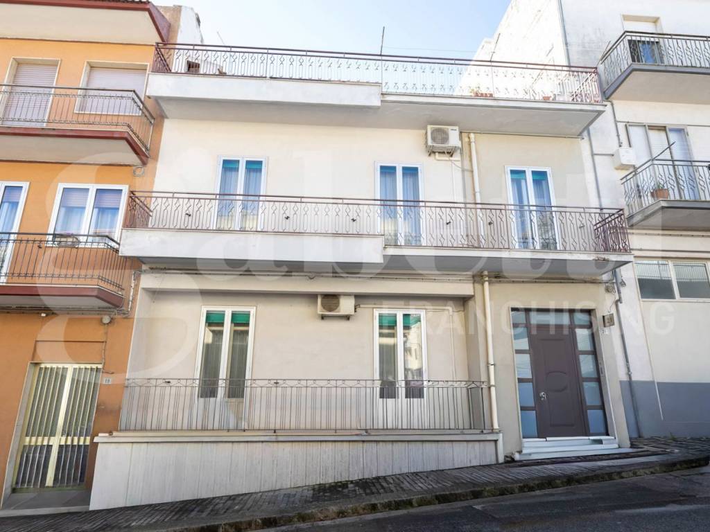 casa indipendente in vendita a Ragusa in zona Ibla