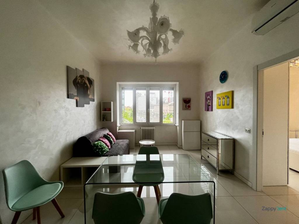 appartamento in affitto a Milano in zona Centro Direzionale