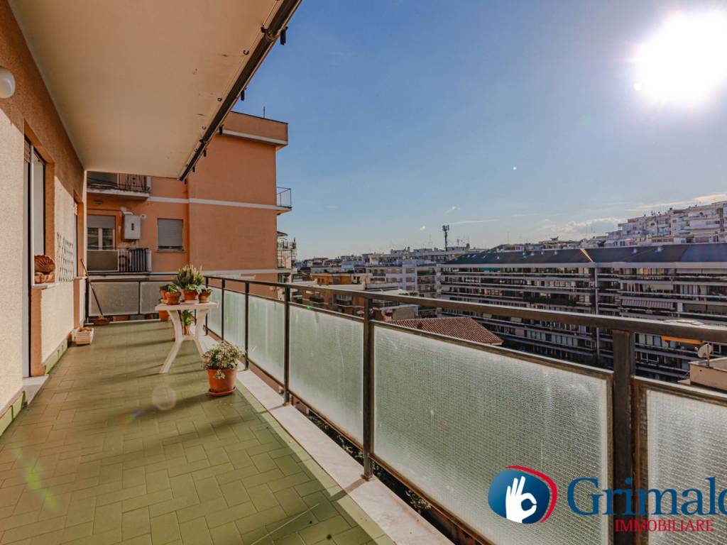 appartamento in vendita a Roma in zona Gianicolense