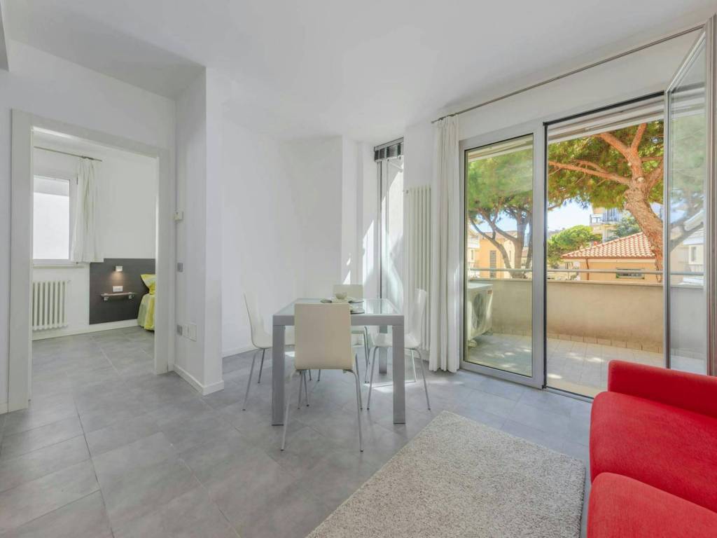 appartamento in affitto a Rimini in zona Marina Centro