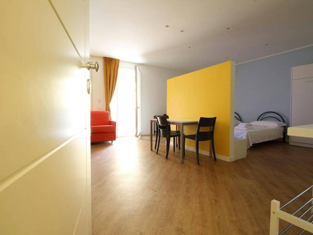 immagine annuncio 1 di 4