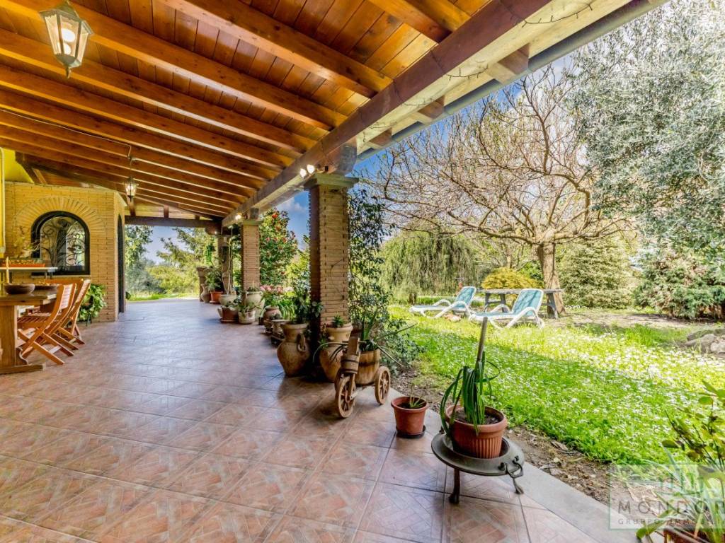 casa indipendente in vendita a Grottaferrata
