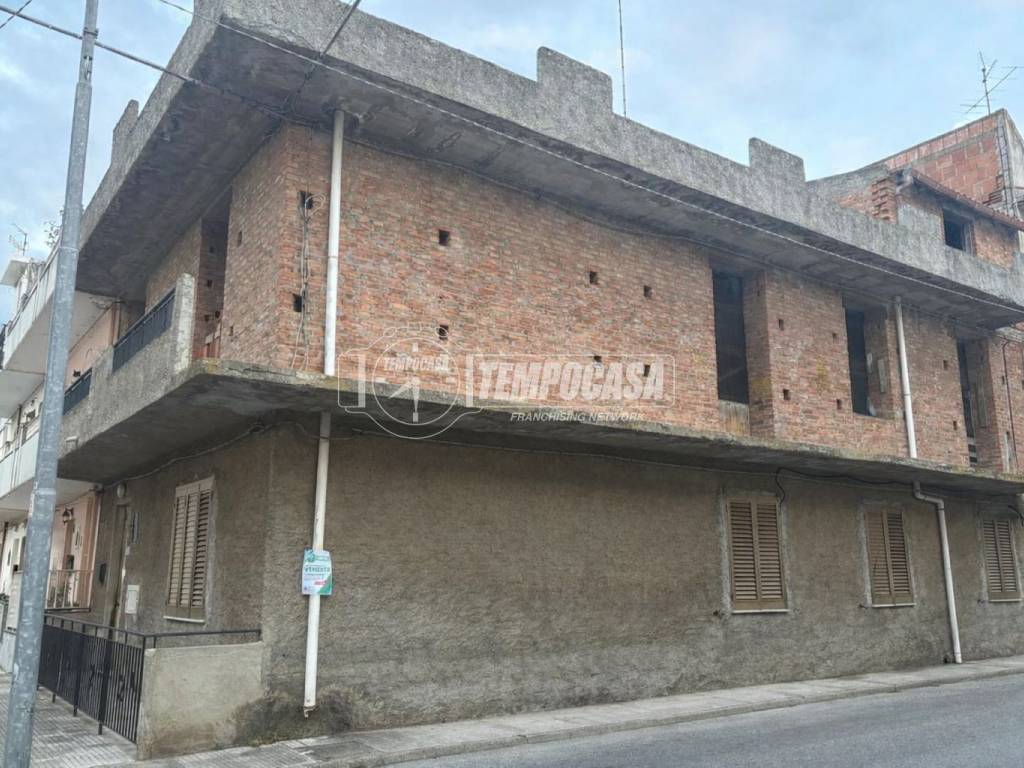 appartamento in vendita a Rometta in zona Rometta Marea