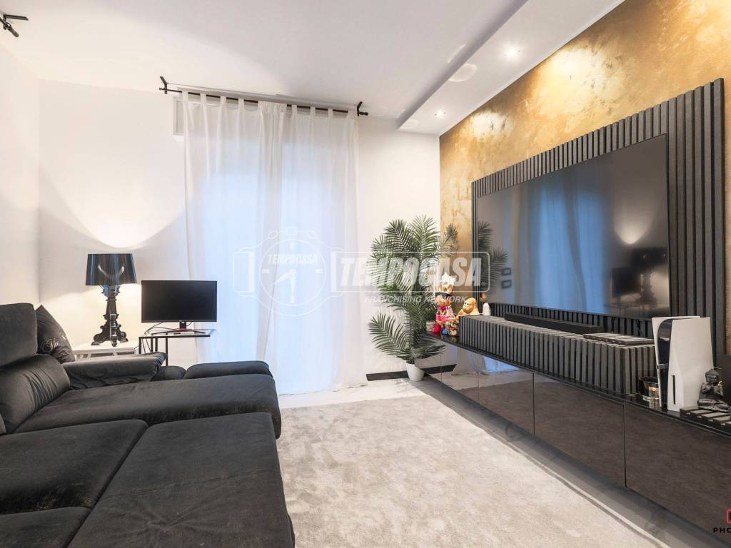 appartamento in vendita a Riccione in zona Marano