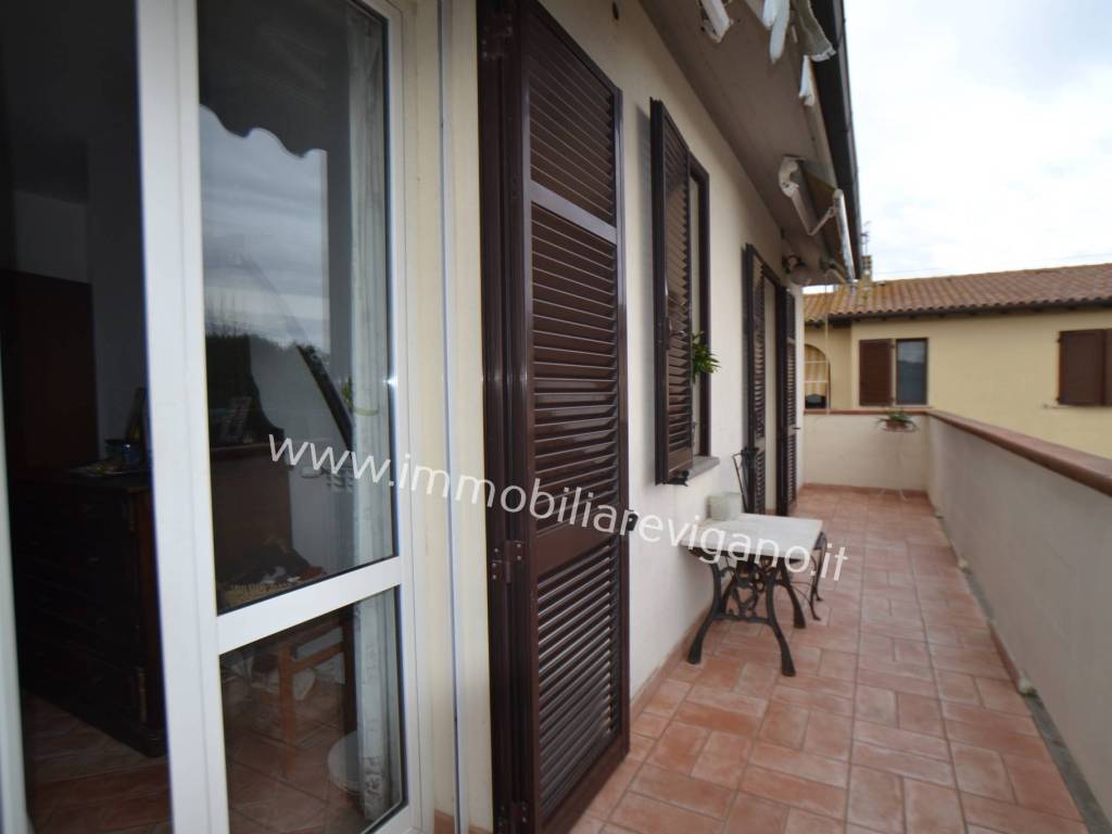 appartamento in vendita ad Orbetello in zona Albinia