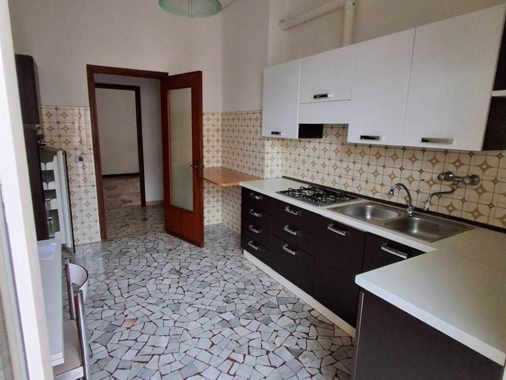 appartamento in affitto a Piacenza in zona Infrangibile