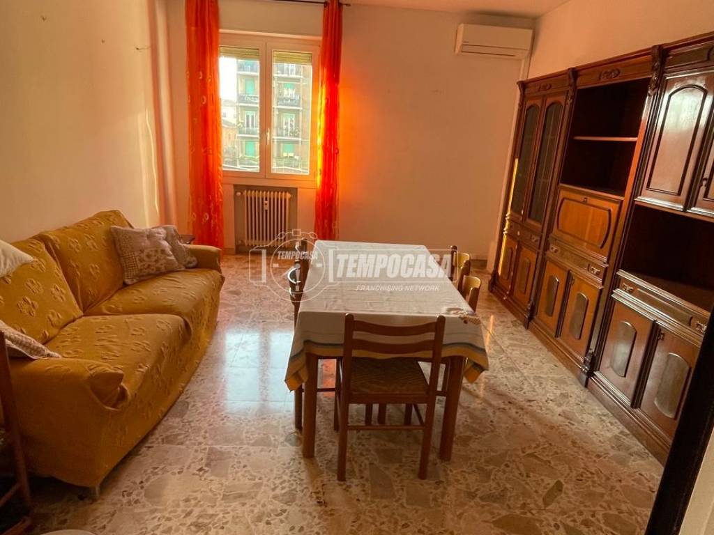 appartamento in vendita a Modena in zona Crocetta