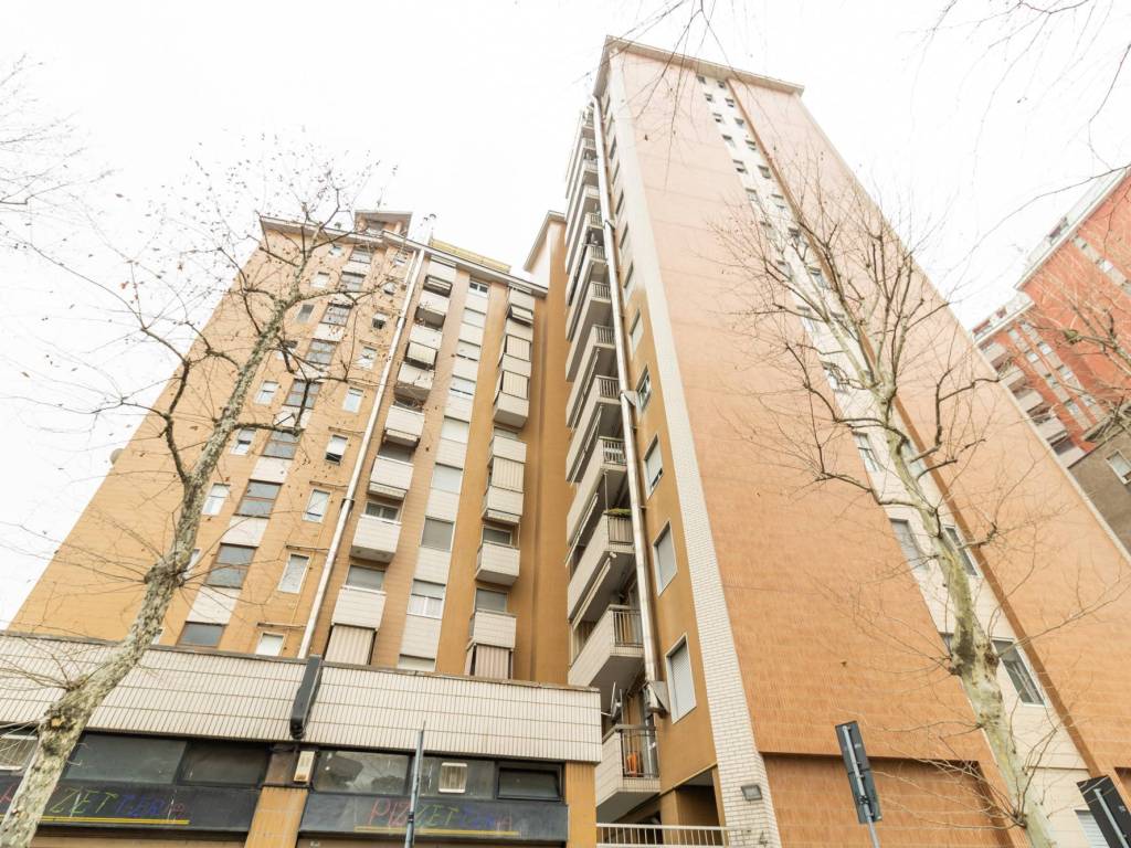 appartamento in vendita a Cinisello Balsamo in zona Robecco