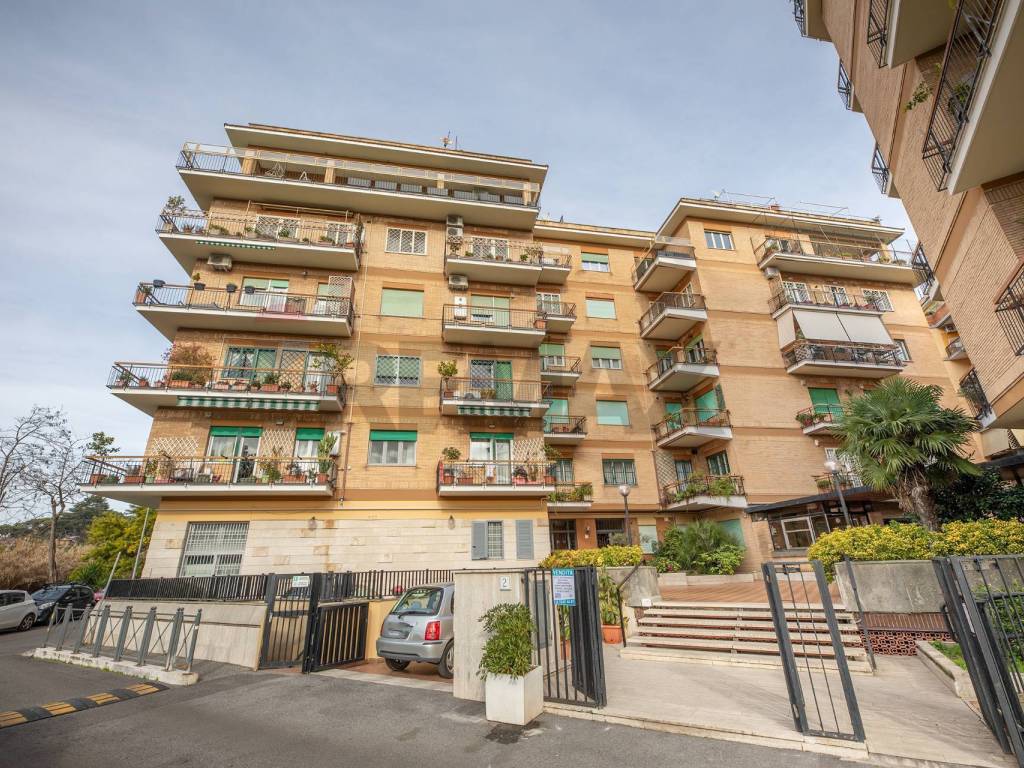 appartamento in vendita a Roma in zona Gianicolense