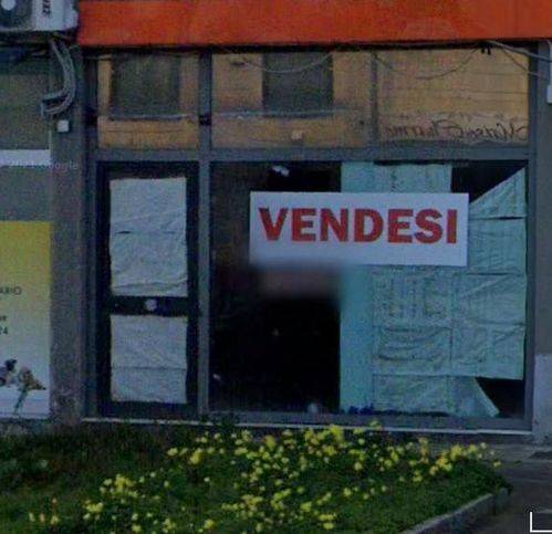 negozio in vendita ad Augusta