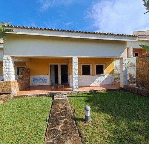 casa indipendente in vendita ad Augusta