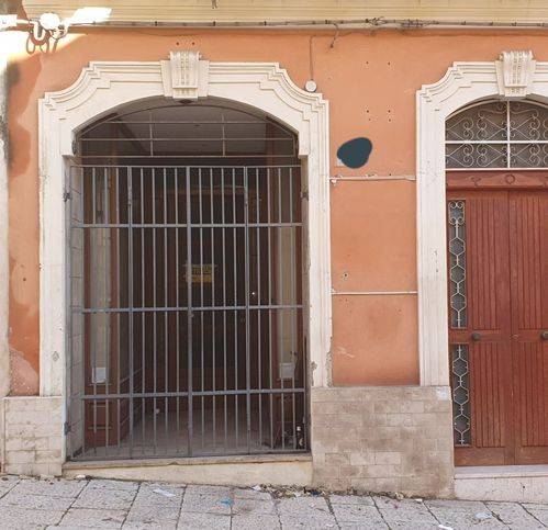 negozio in affitto a Ragusa in zona Ibla