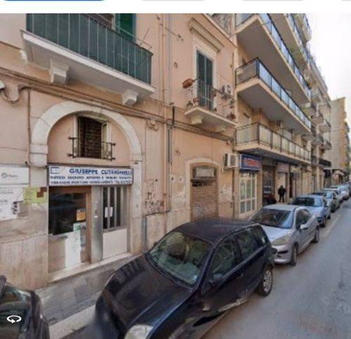 negozio in vendita a Bari in zona Carrassi