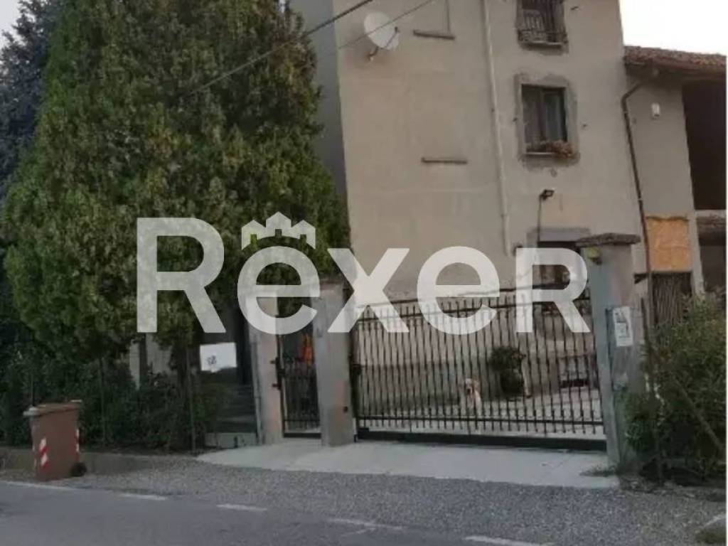 casa indipendente in vendita a Casteggio