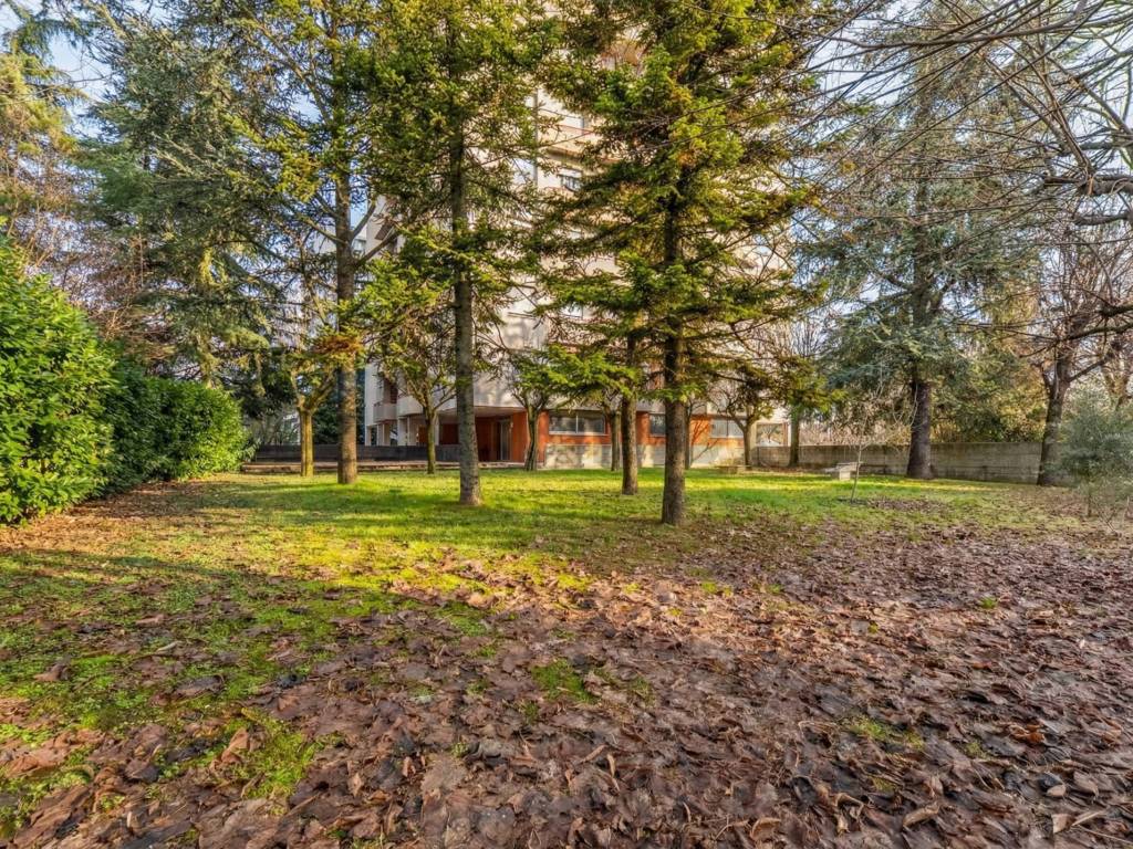 appartamento in vendita a Reggio nell'Emilia in zona Città Storica