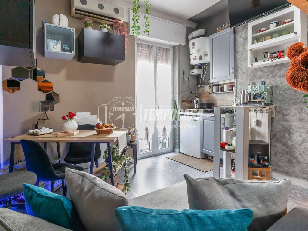 appartamento in vendita a Cormano in zona Brusuglio