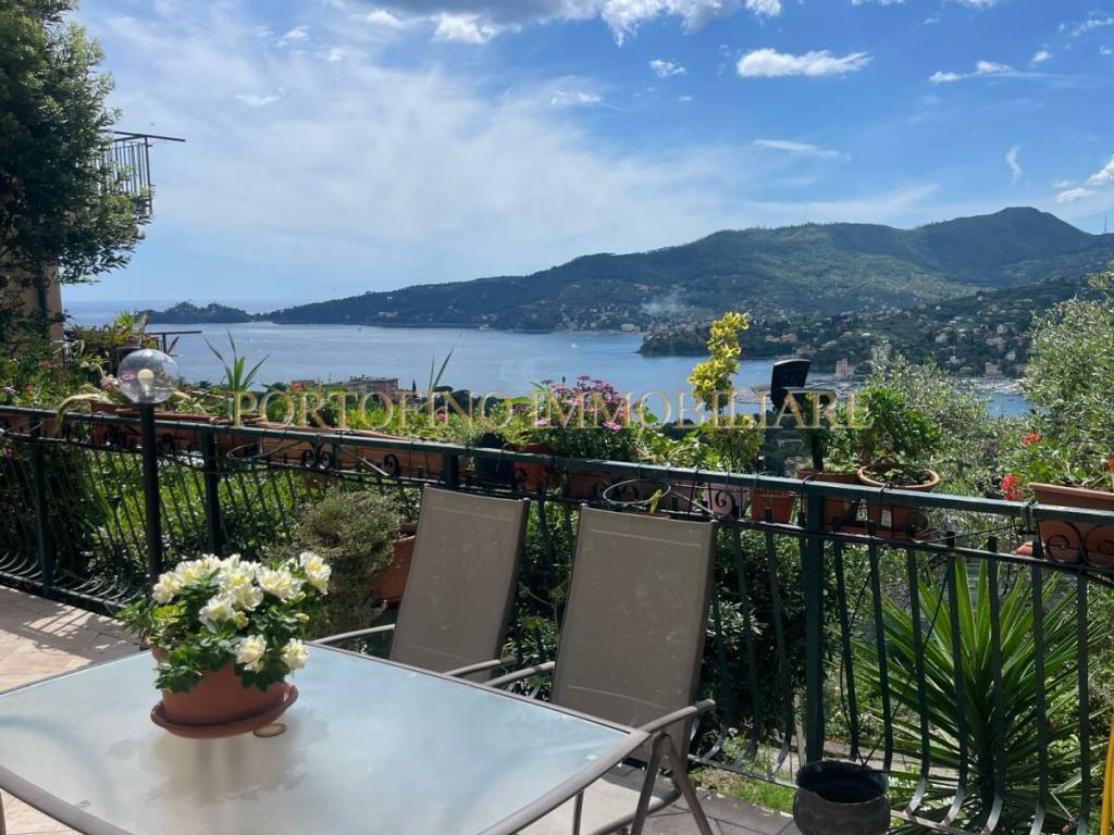 casa indipendente in vendita a Rapallo in zona San Michele di Pagana