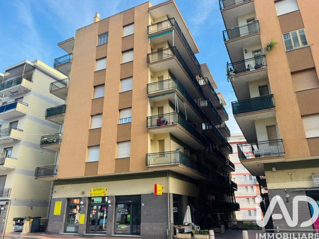 appartamento in vendita a Borghetto Santo Spirito