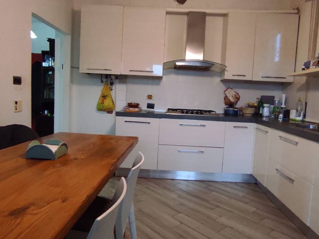 appartamento in vendita a Firenze in zona Isolotto