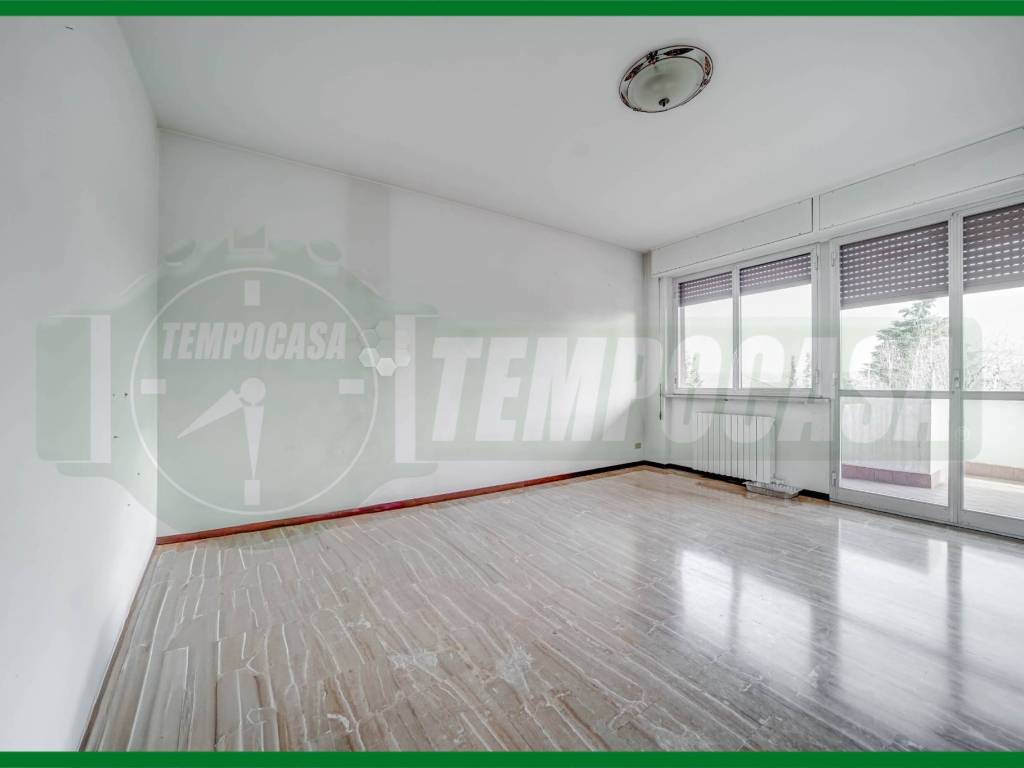 appartamento in vendita a Gallarate in zona Cascinetta