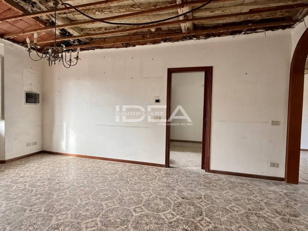 appartamento in vendita a Lucca in zona Centro Città