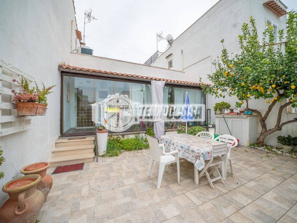 appartamento in vendita a Cerveteri in zona Cerenova