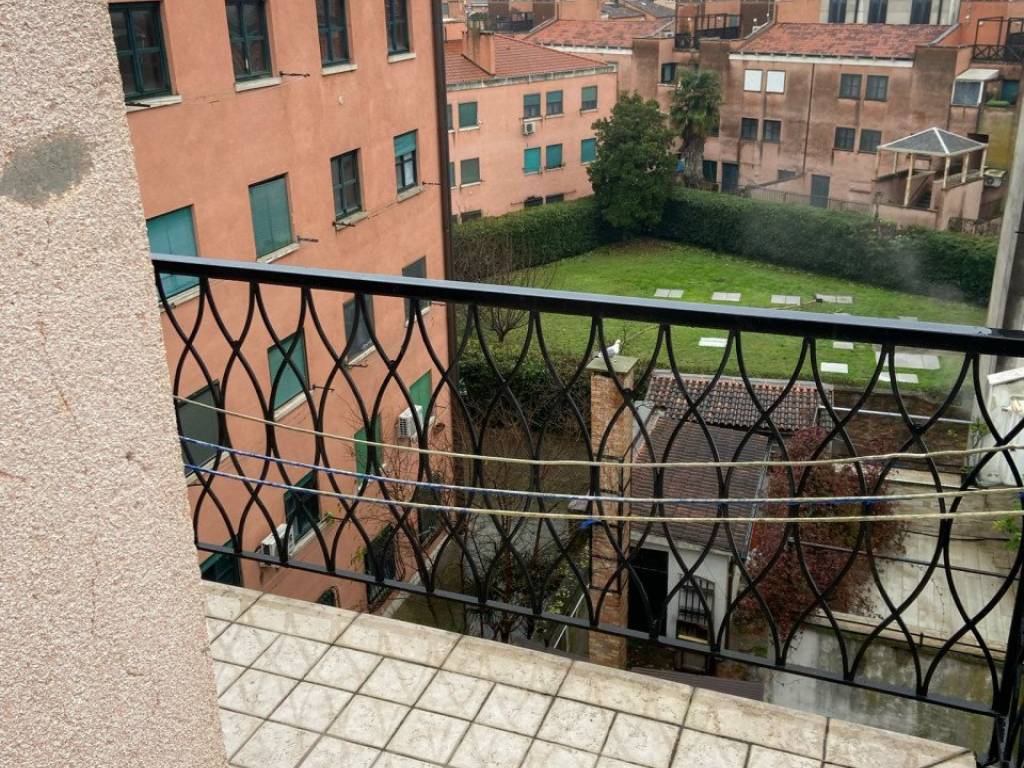 appartamento in vendita a Venezia in zona Sestiere Cannaregio