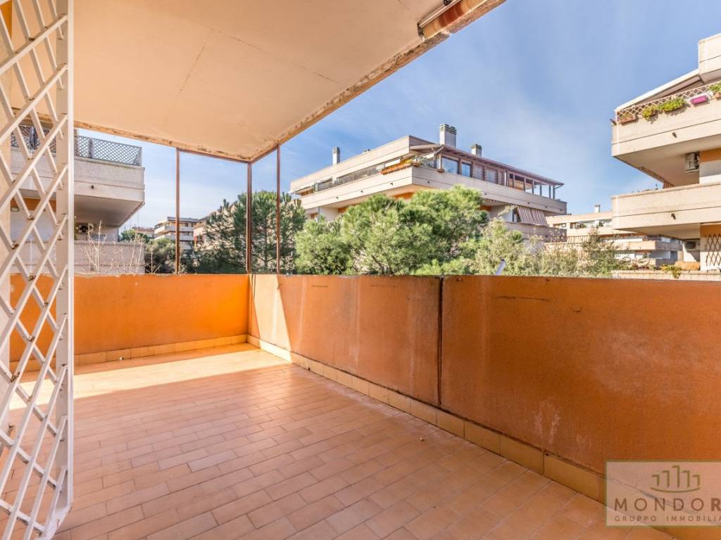 appartamento in vendita a Roma in zona Ponte di Nona