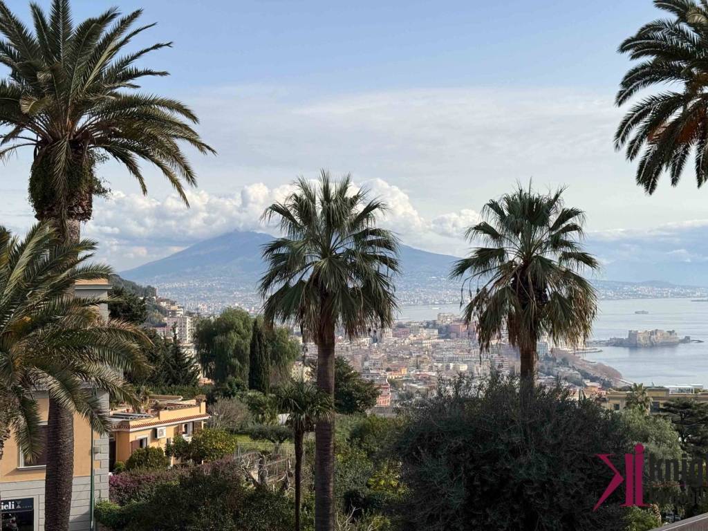 appartamento in vendita a Napoli in zona Vomero