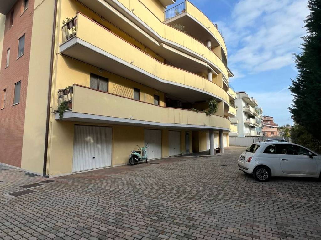 immagine annuncio 2 di 5