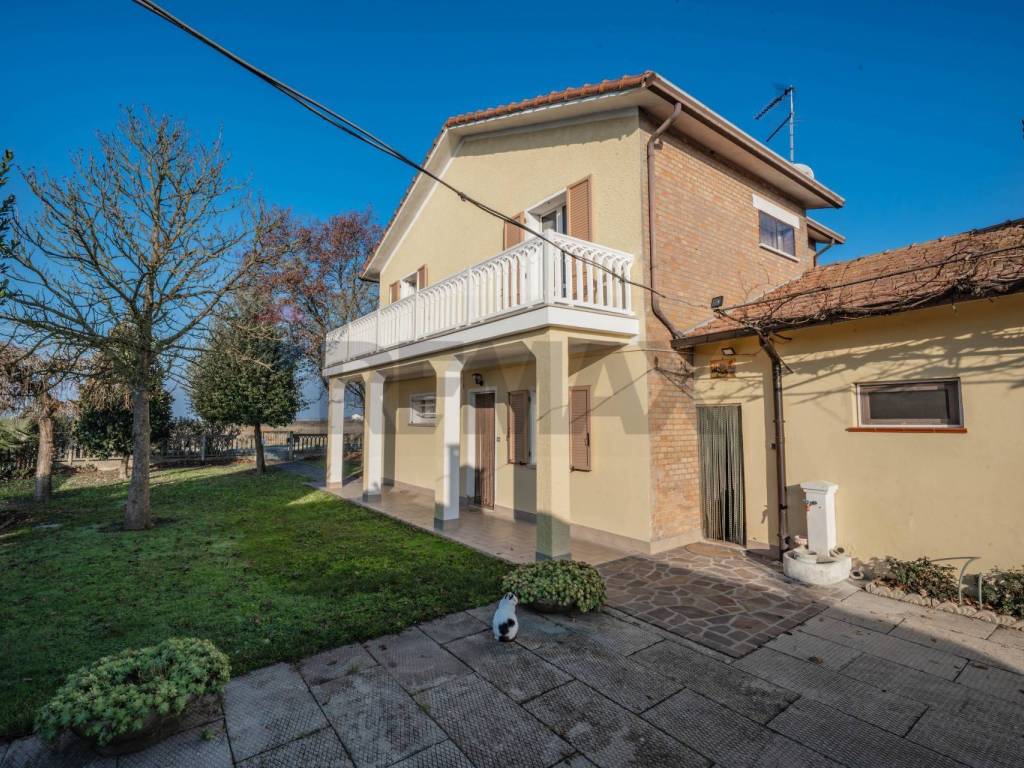 casa indipendente in vendita a Fiscaglia