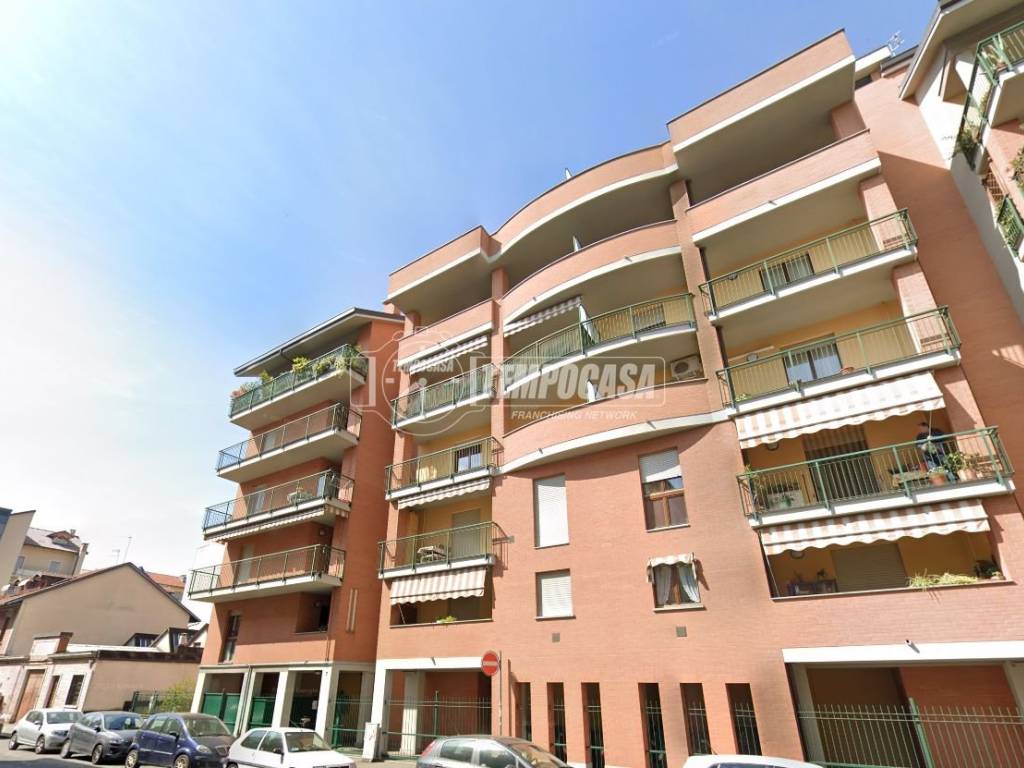 appartamento in vendita a Torino in zona Cenisia