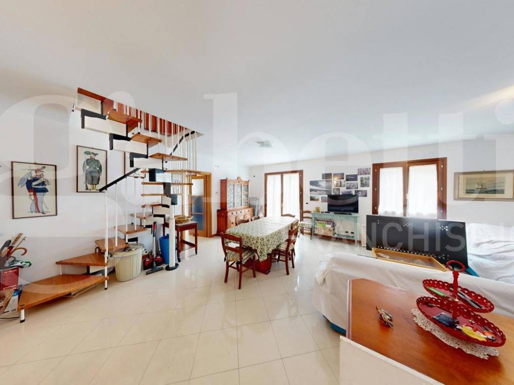 appartamento in vendita a Finale Ligure