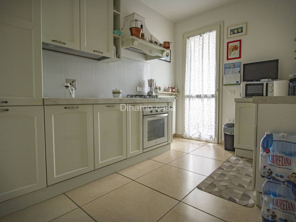 appartamento in vendita a Campi Bisenzio in zona Sant'Angelo a Lecore