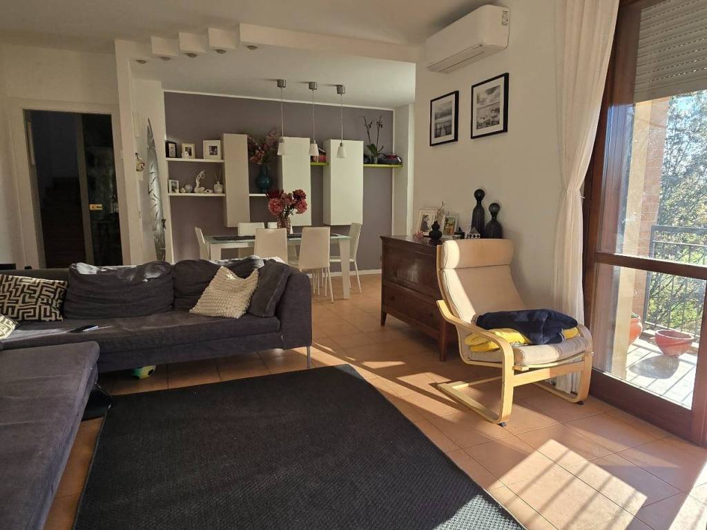 appartamento in vendita a Reggio nell'Emilia in zona Fogliano