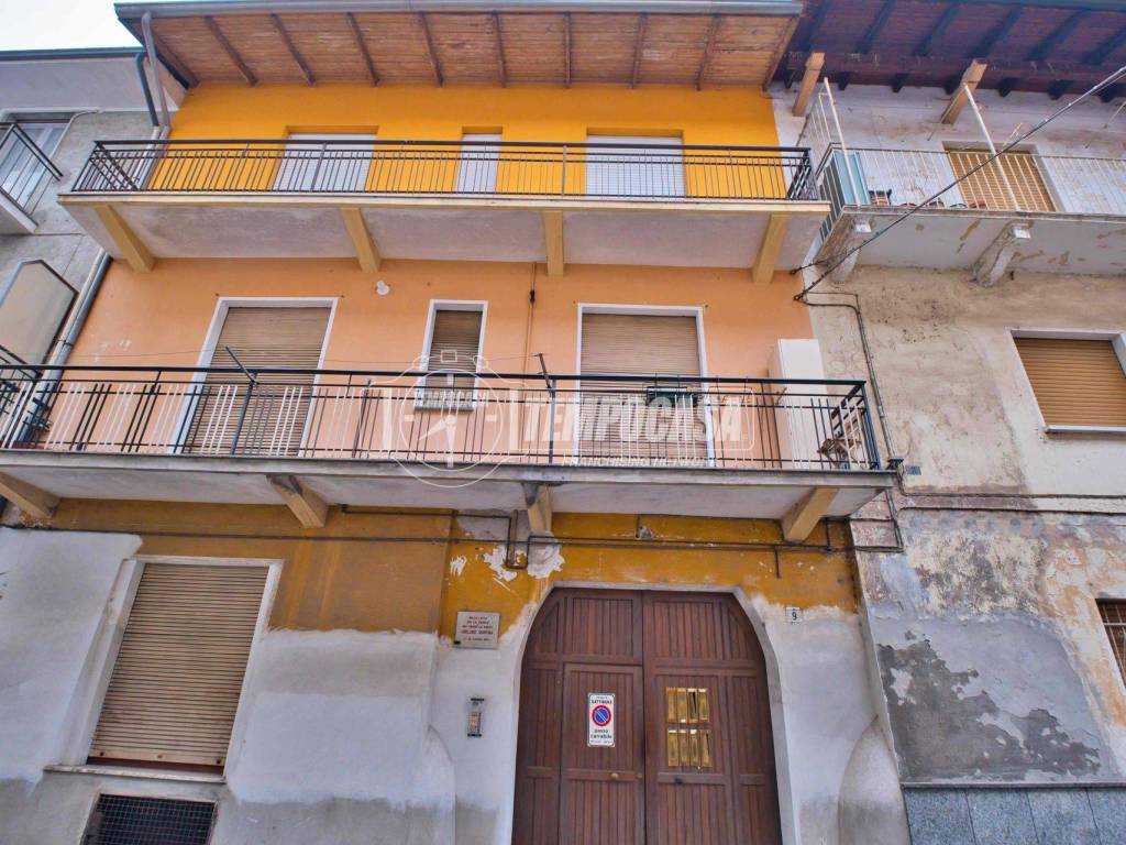 appartamento in vendita a Gattinara