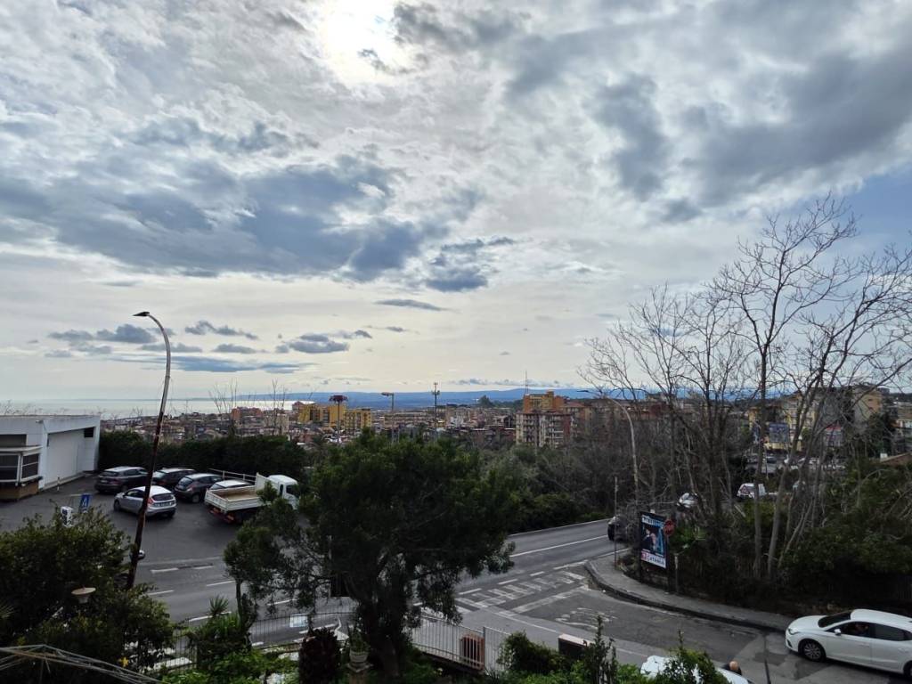 appartamento in vendita a Sant'Agata li Battiati