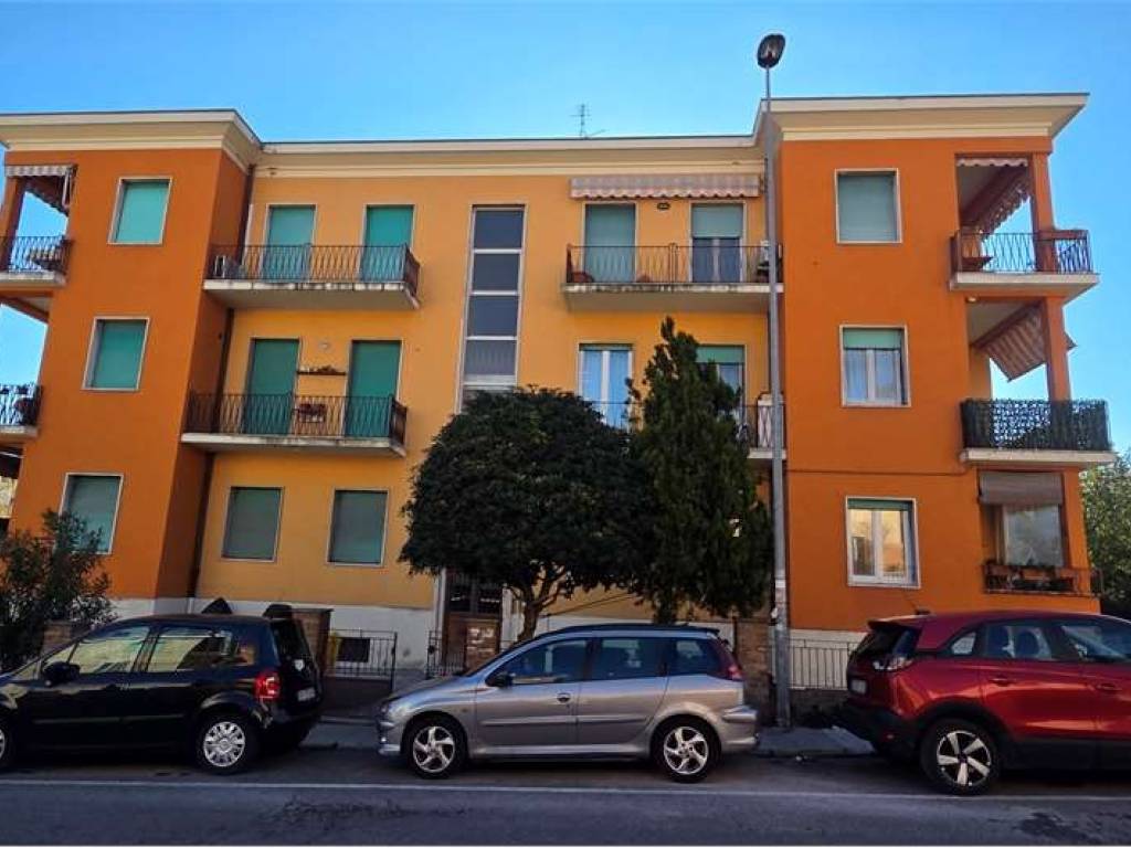 appartamento in vendita ad Ancona in zona Palombare