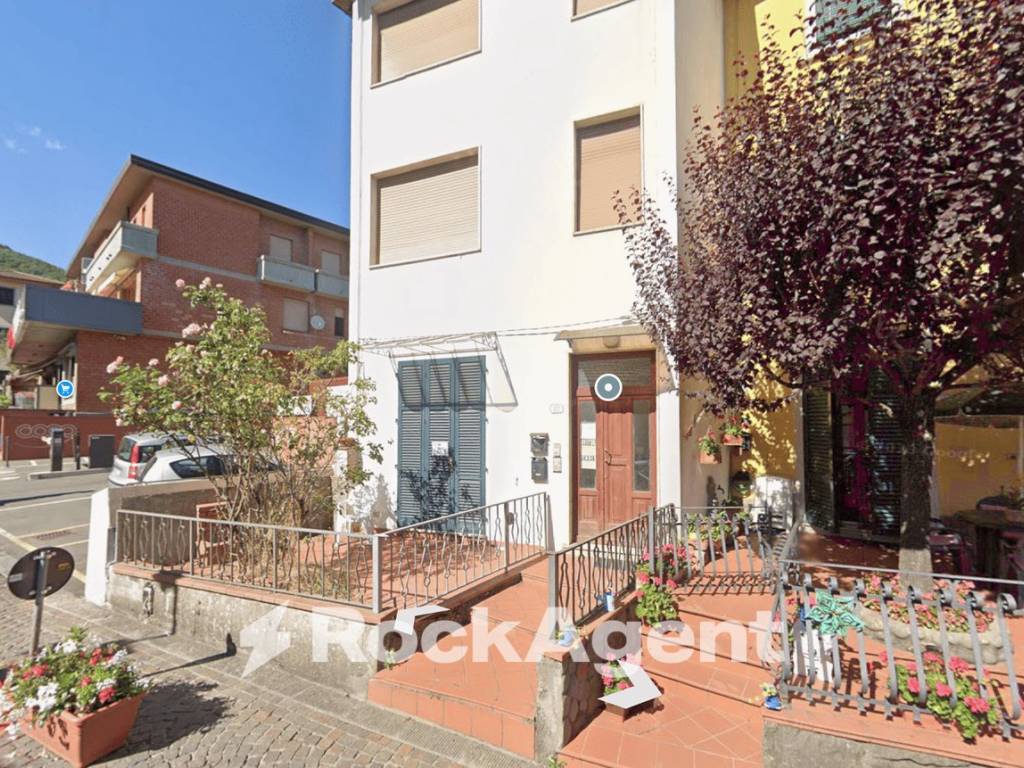 appartamento in vendita a San Marcello Piteglio in zona Maresca