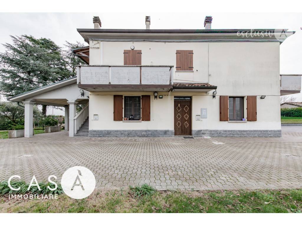 casa indipendente in vendita a Forlì in zona Villagrappa