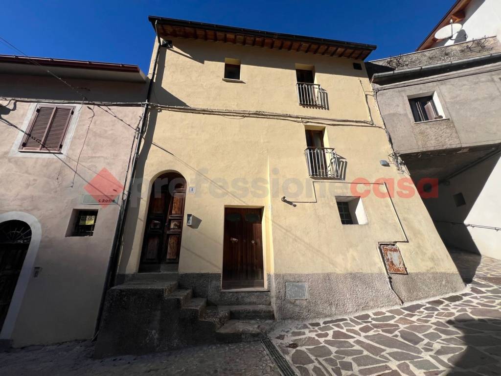 appartamento in vendita a Cittaducale in zona Santa Rufina