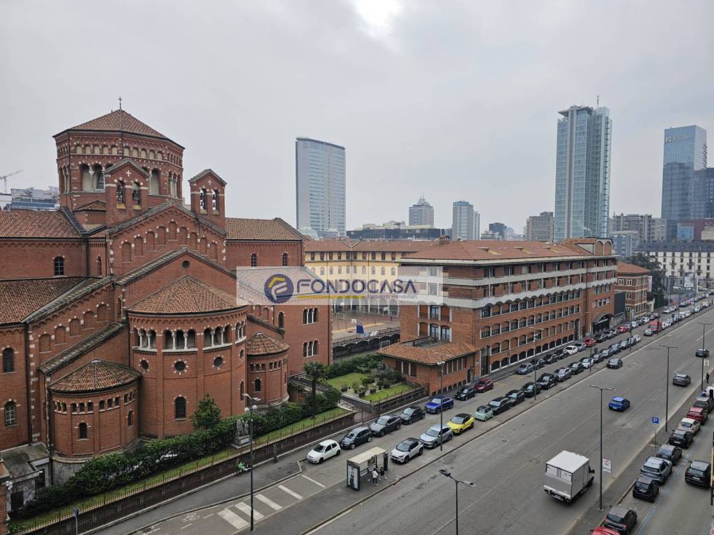 appartamento in vendita a Milano in zona Isola