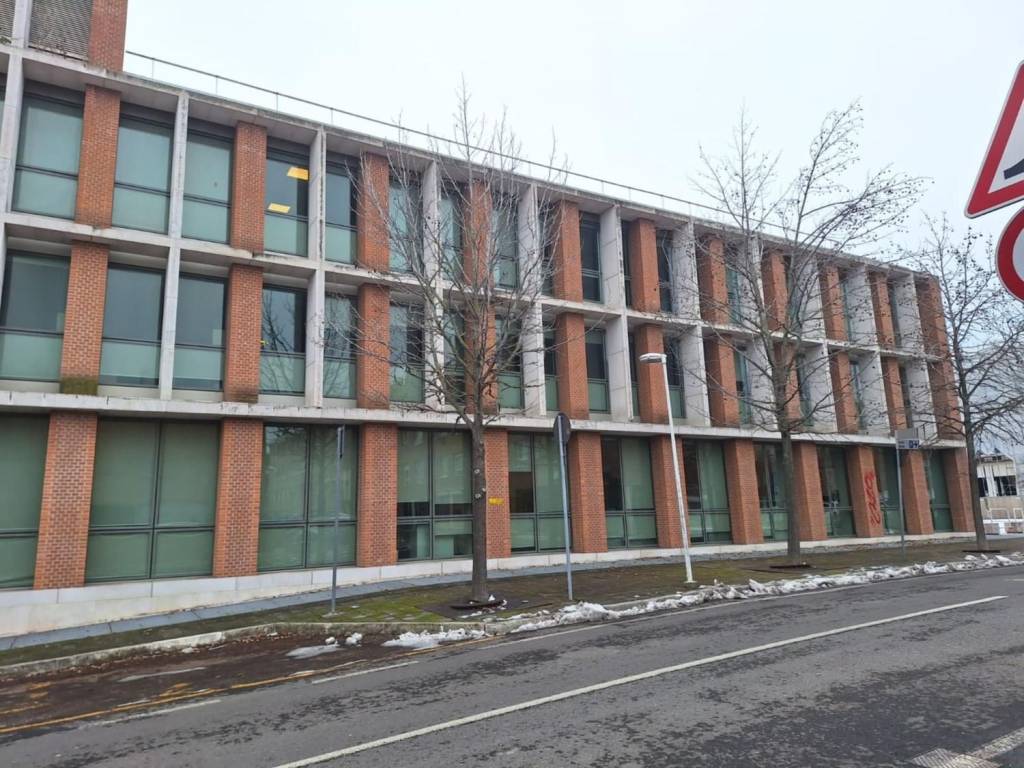 ufficio in vendita a Cesena in zona Centro Storico
