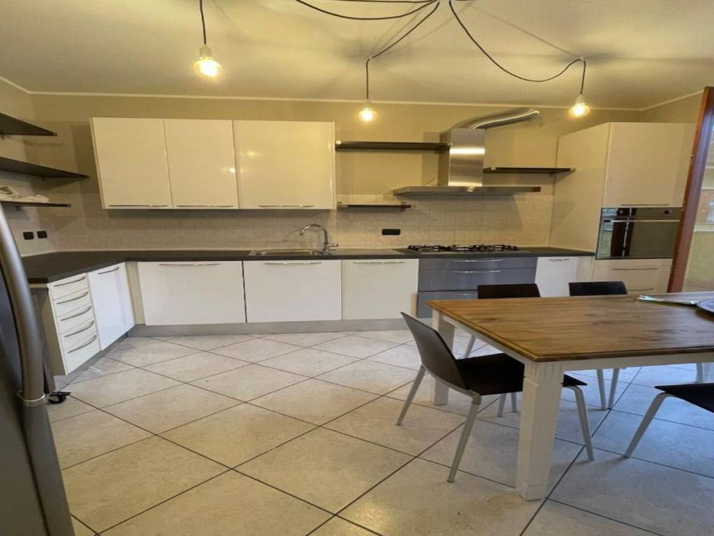 appartamento in affitto a Cavenago di Brianza