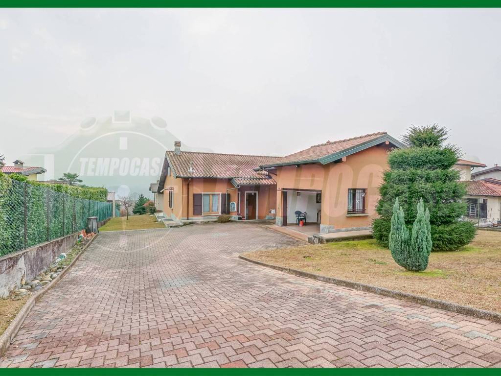 appartamento in vendita a Besozzo