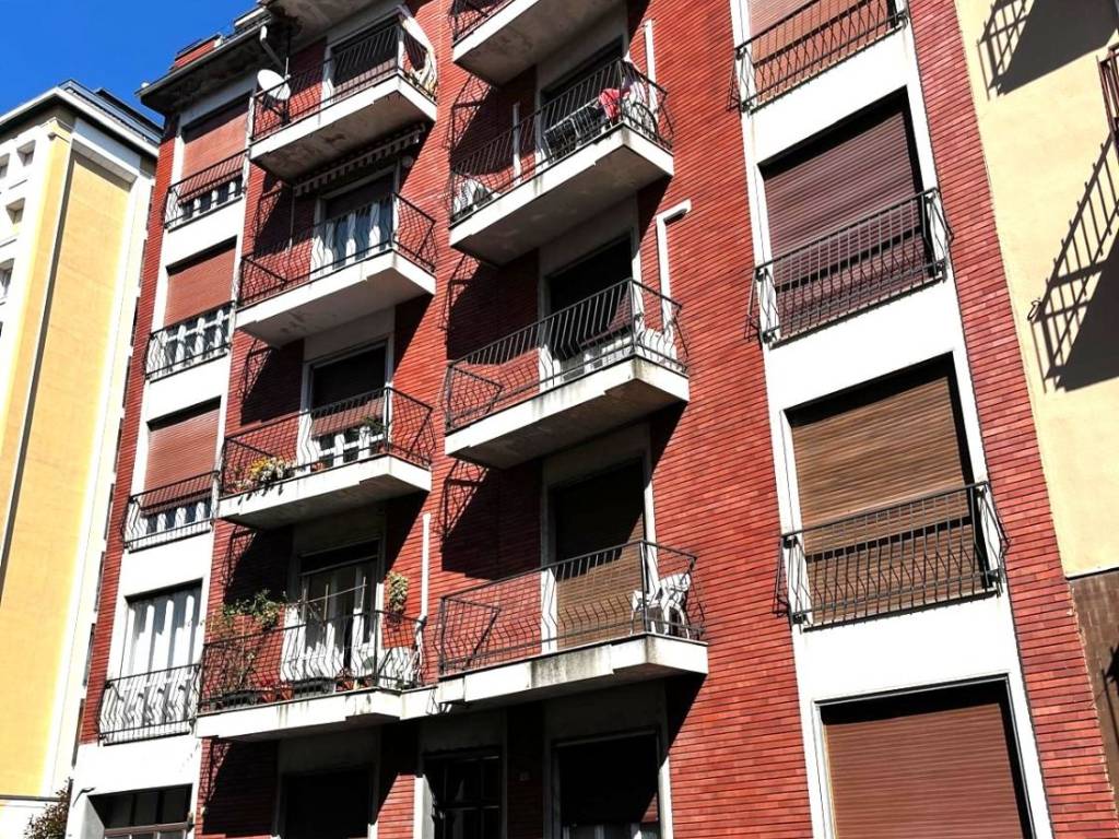 appartamento in vendita a Novara in zona Centro Città