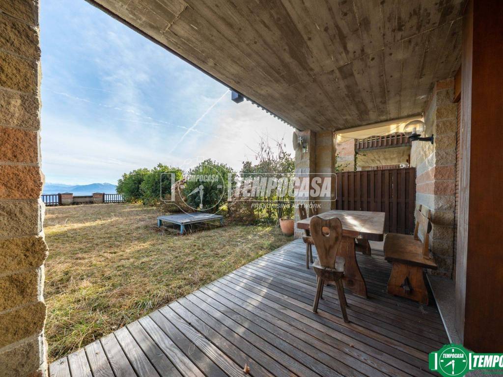 appartamento in vendita a Gignese in zona Alpino Cignese