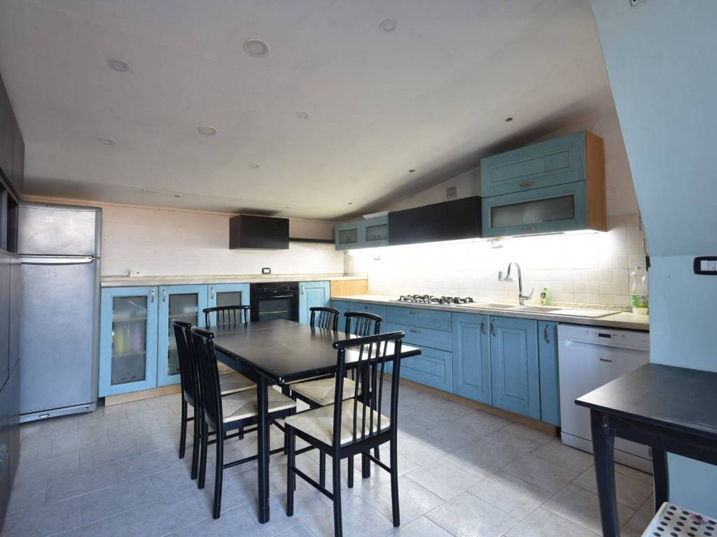 appartamento in vendita ad Osimo in zona Padiglione