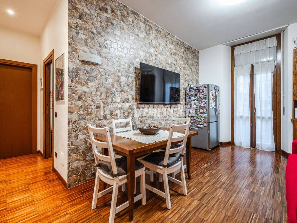 appartamento in vendita a Milano in zona Maggiolina