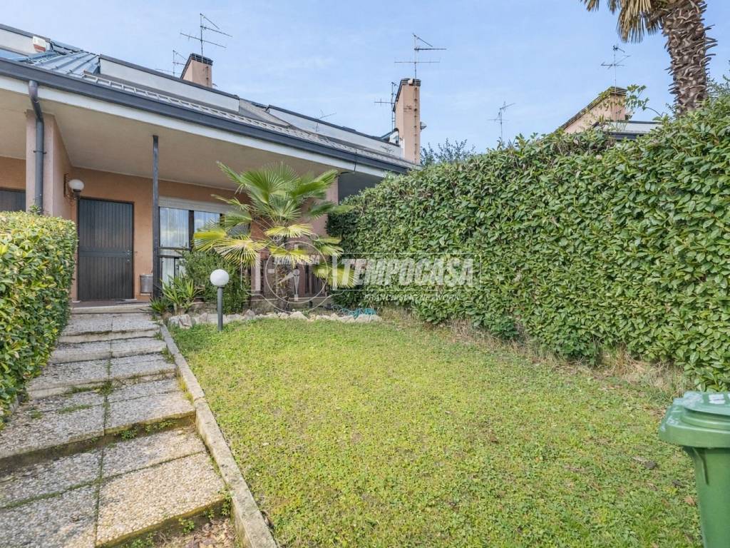 appartamento in vendita a Settimo Milanese in zona Seguro